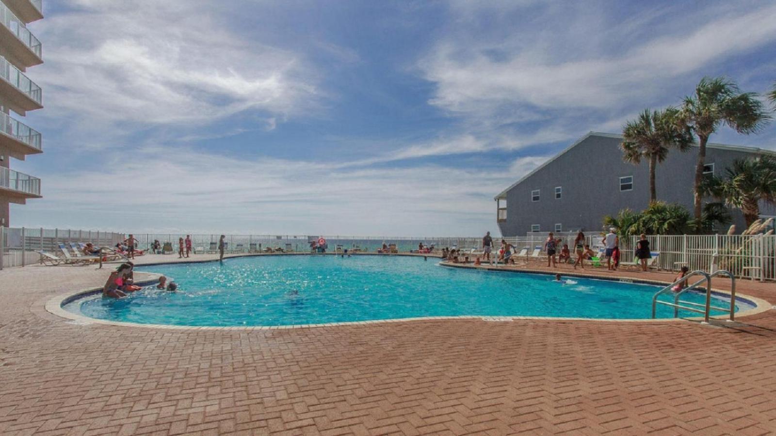 Beachfront Spacious Renovated Condo - Pools, Hot Hub, Spa - Walk To Pier Park In Pcb Панама Сити Бийч Екстериор снимка